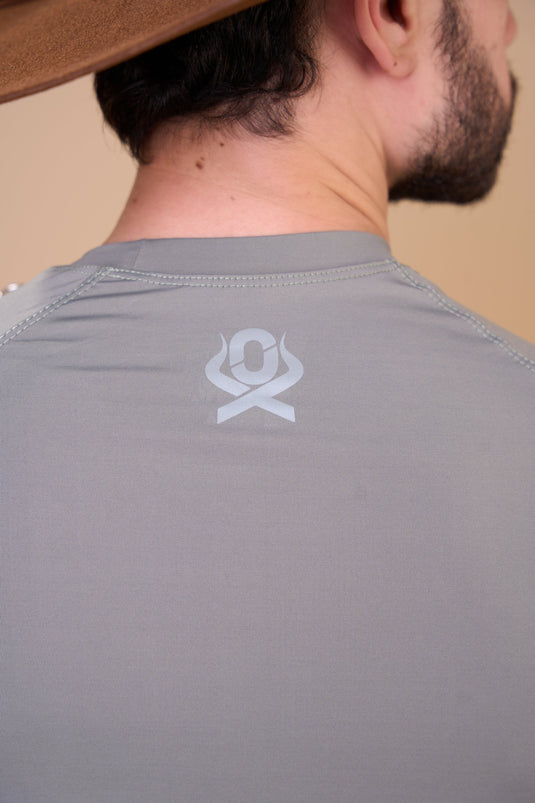 Translation missing: en.Camiseta Masculina Térmica UV+ Oliva Dark Ox Horns Ref 7538