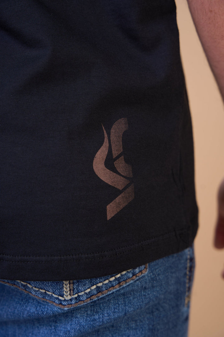 Translation missing: en.Camiseta Masculina  Wild Preta Ox Horns Ref 1909
