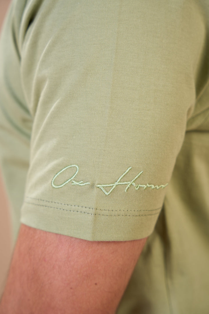 Translation missing: en.Camiseta Basic Masculina Oliva Ox Horns Ref 8046