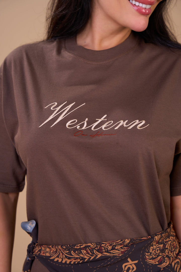 Translation missing: en.Camisetão Feminino Farm Cowgirl Marrom Ox Horns Ref 6578